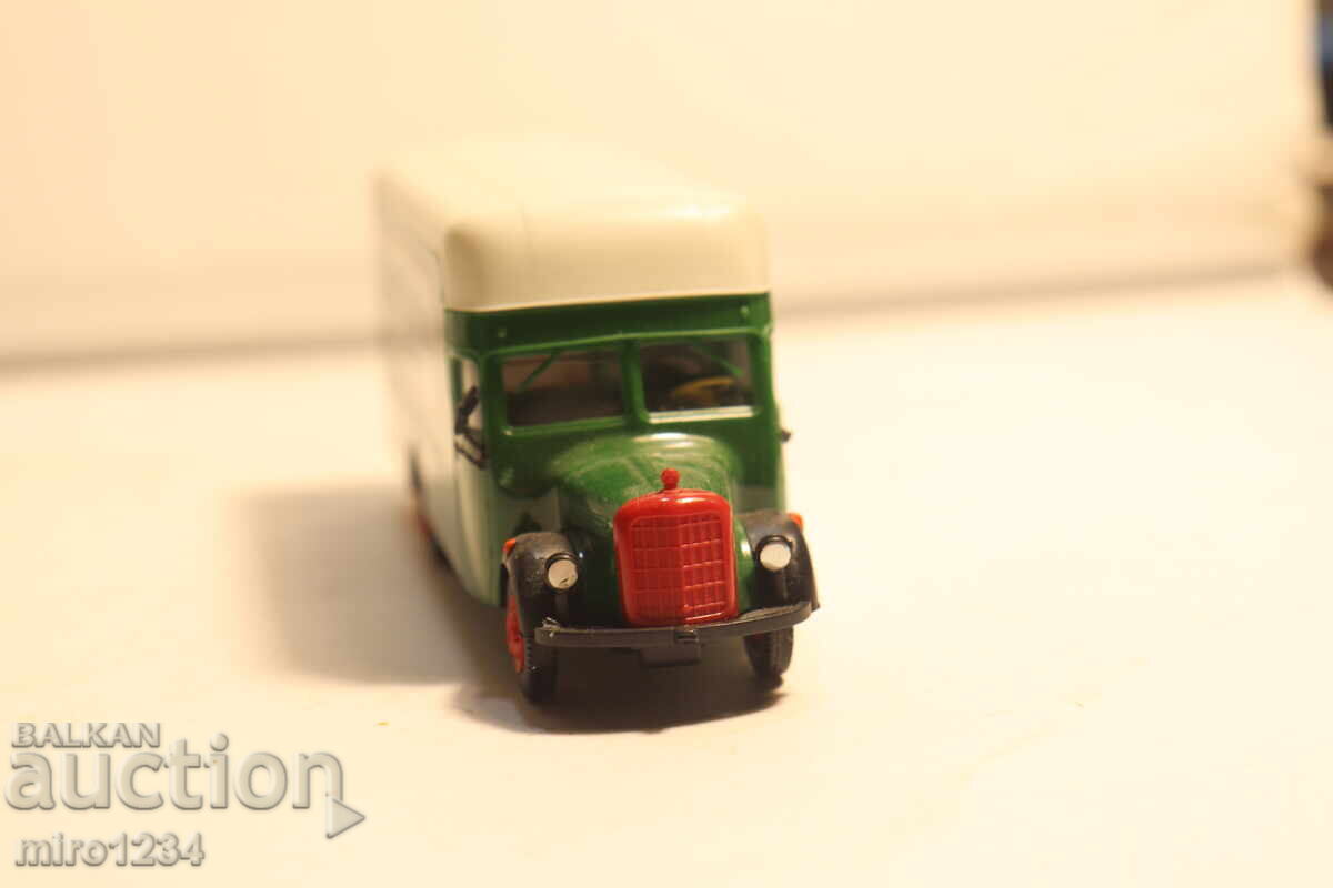 Livrarea H0 1/87 BREKINA?? CAMION MERCEDES BENZ MODEL AUTO