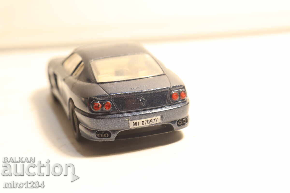 MODEL MAȘINUȚĂ FERRARI 1/43 BBURAGO - 6