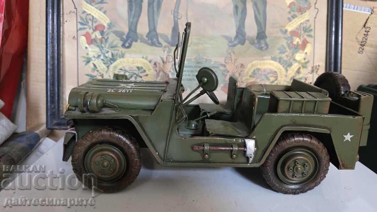 Jucărie, mare, jeep militar cu preț € 100.00 | 195.58 BGN