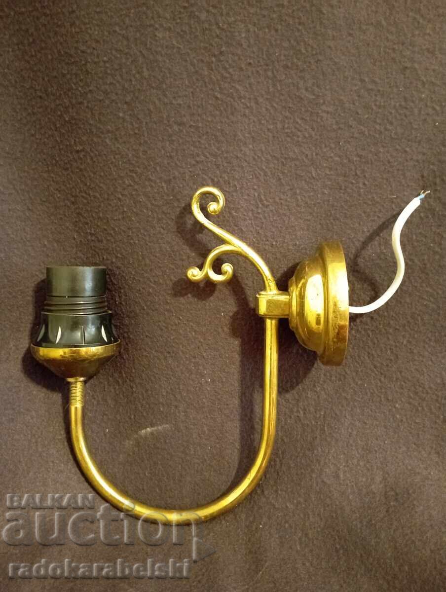 Două aplice de perete din alamă cu preț € 9.90 | 19.36 BGN