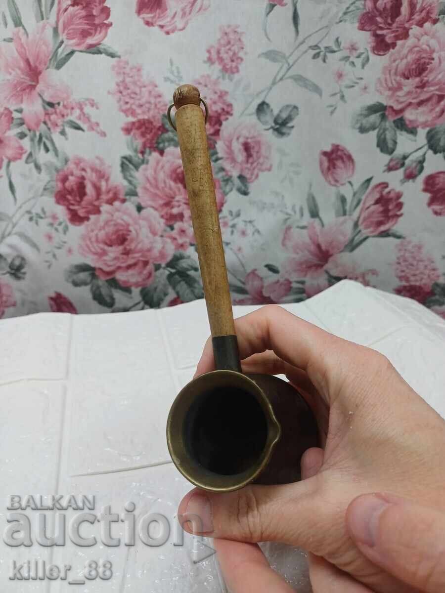 Δημοπρασία Παλιό ρωσικό μπρίκι με σήμανση Δημοπρασία Παλιό ρωσικό μπρίκι με σήμανση