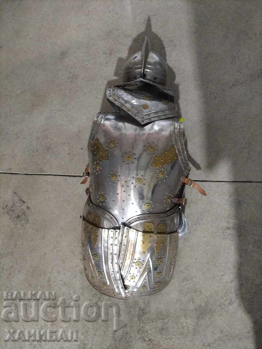 ARMURĂ DE CAVALER COIF EXCELENTĂ