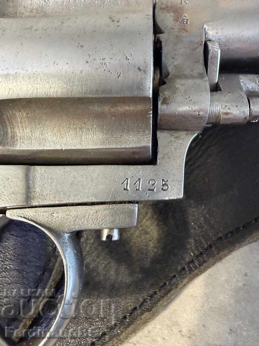Livrarea Revolver belgian Livrarea Revolver belgian