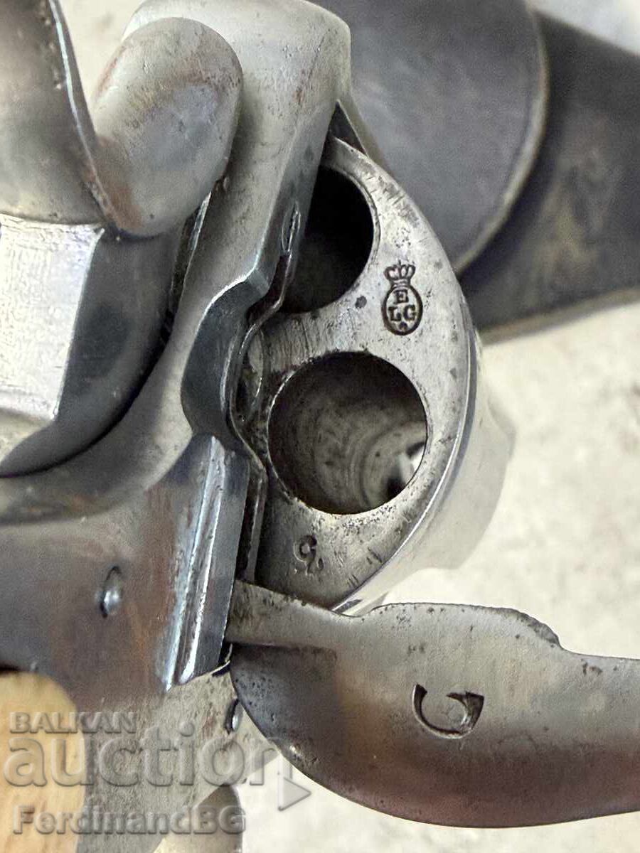 Revolver belgian - 6 Revolver belgian - 6