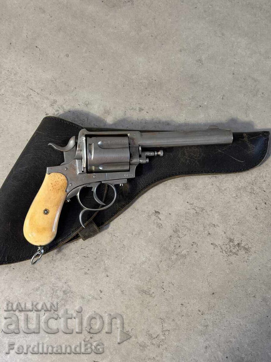 Revolver belgian
