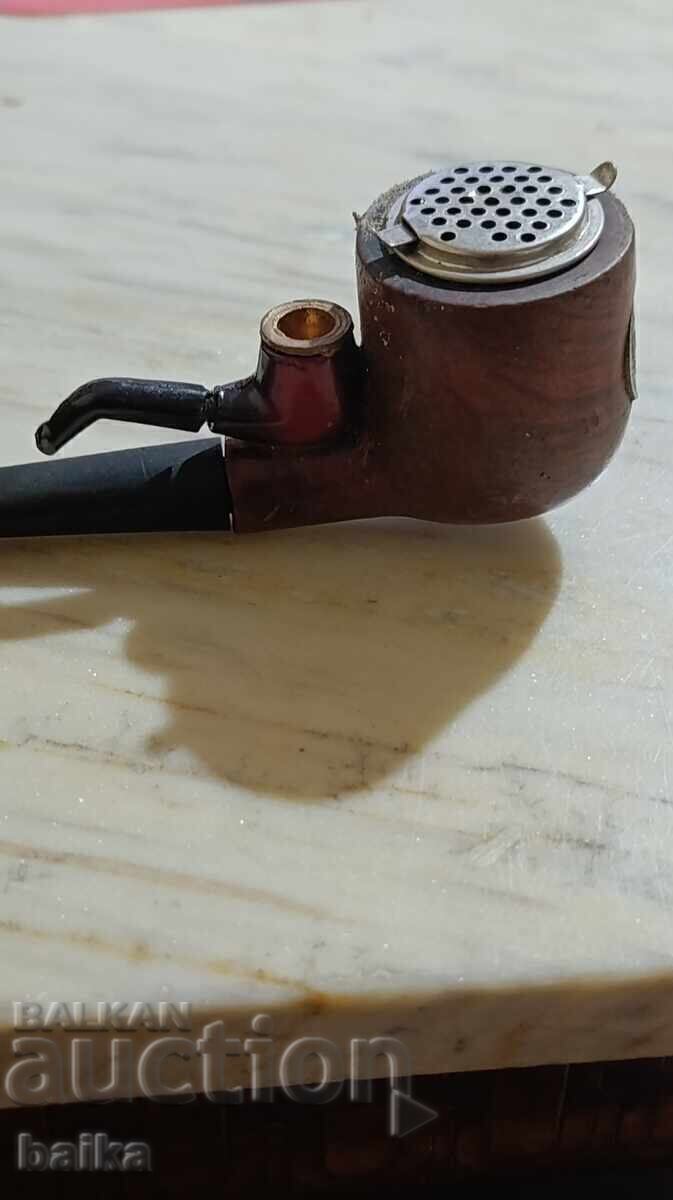 NOUĂ COLECȚIE - PIPE, CHIȘTOACE, ȚIGĂRI cu preț € 19.00 | 37.16 BGN NOUĂ COLECȚIE - PIPE, CHIȘTOACE, ȚIGĂRI cu preț € 19.00 | 37.16 BGN