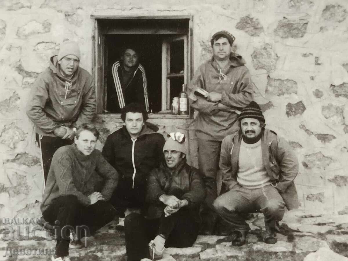 Licitație Sub vârful „Botev” 1986