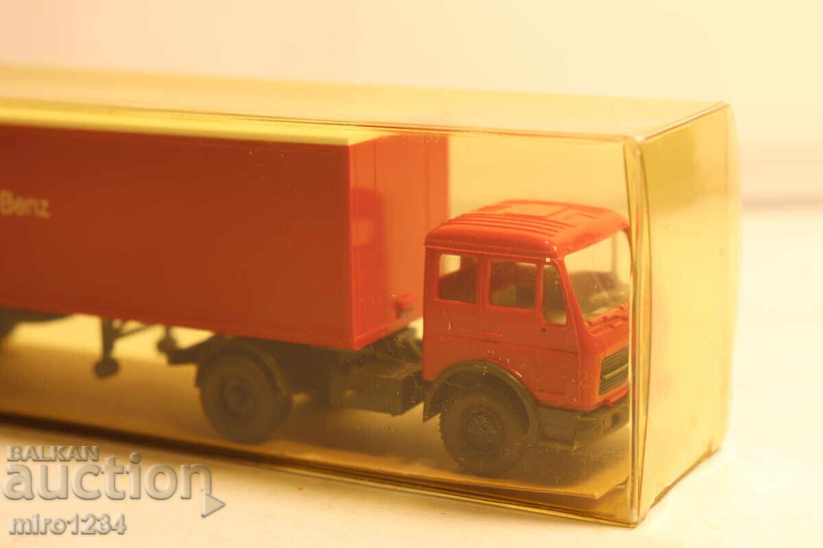 H0 1/87 WIKING MERCEDES BENZ CAMION MODEL MAȘINUȚĂ - 5 H0 1/87 WIKING MERCEDES BENZ CAMION MODEL MAȘINUȚĂ - 5