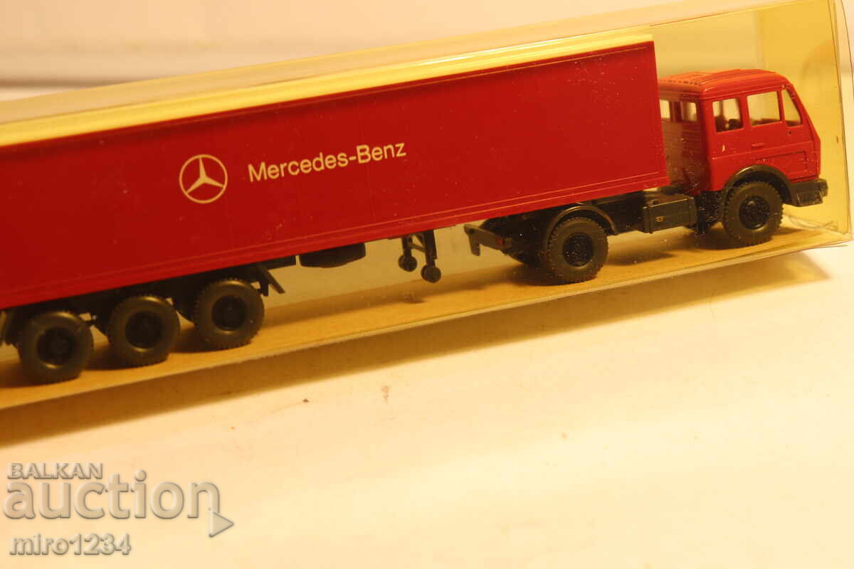 H0 1/87 WIKING MERCEDES BENZ CAMION MODEL MAȘINUȚĂ - 7 H0 1/87 WIKING MERCEDES BENZ CAMION MODEL MAȘINUȚĂ - 7