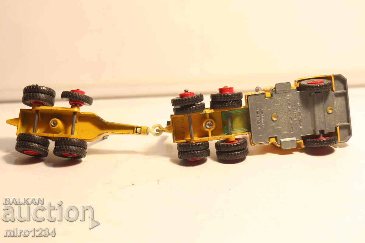 MATCHBOX KING SIZE MAȘINUȚĂ CAMION MODEL - 7