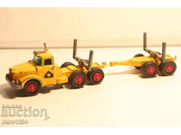MATCHBOX KING SIZE CAR TRUCK MODEL