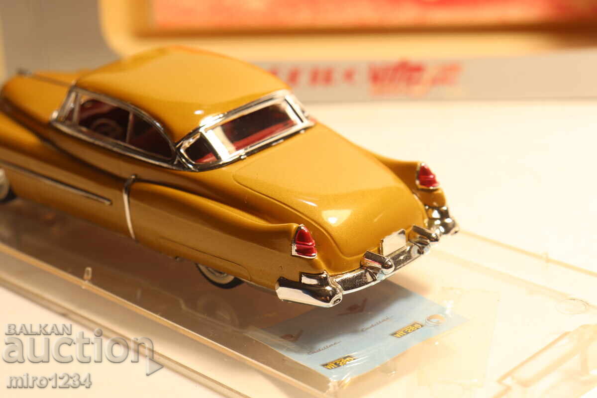 MAȘINUȚĂ VITESSE CADILLAC 1/43 MODEL RETRO - 6 MAȘINUȚĂ VITESSE CADILLAC 1/43 MODEL RETRO - 6