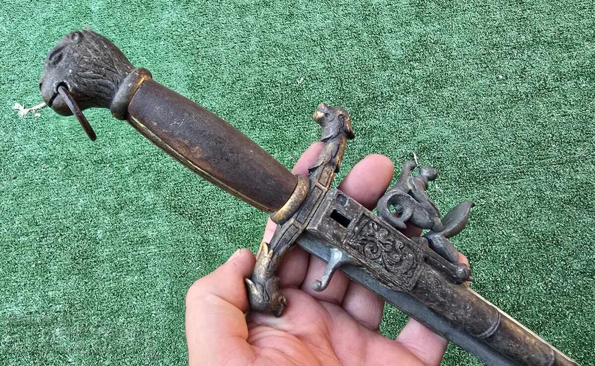Licitație Star Știc cu pistol Licitație Star Știc cu pistol