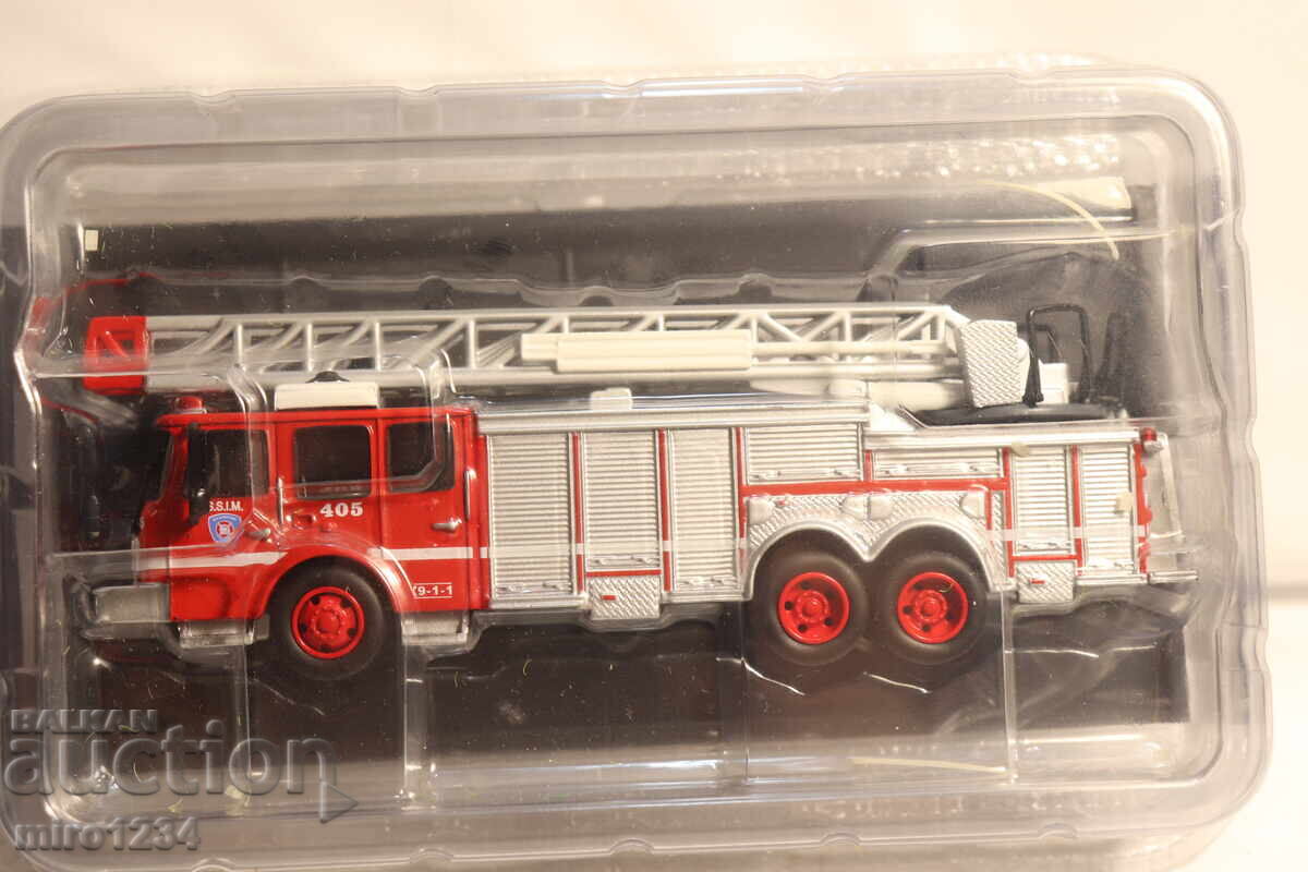 MODEL MAȘINUȚĂ CAMION DE POMPIERI 1/87 - 6