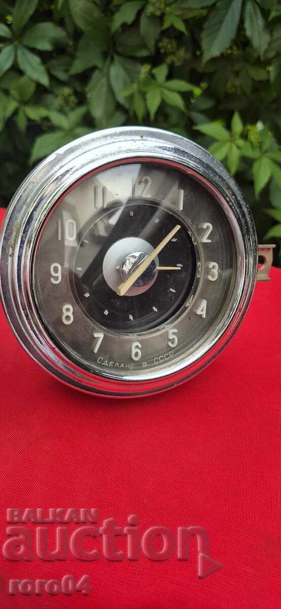 Licitație CEAS - CHAIKA - GAZ 21 - VOLGA