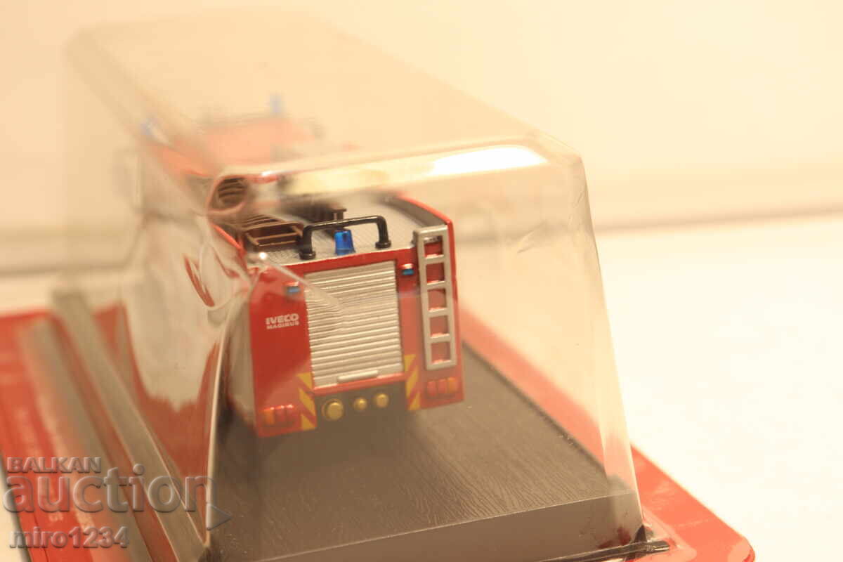 MODEL CAMION DE POMPIERI IVECO 1/72 - 5