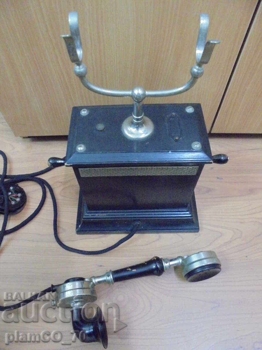 №*8648 Стар шведски телефон с две манивели с цена € 99.90 | 195.39 лв.
