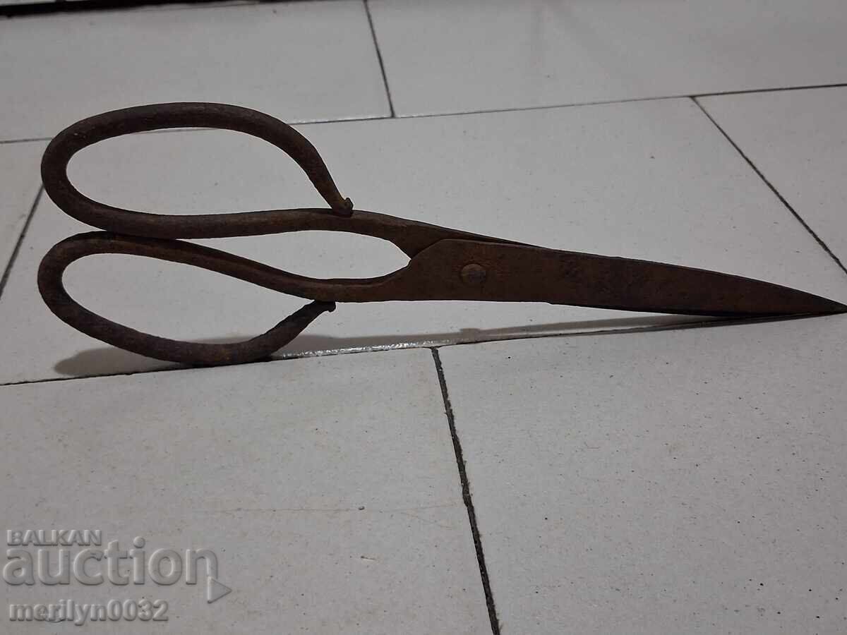 Old hand forged scissors, wrought iron - 5