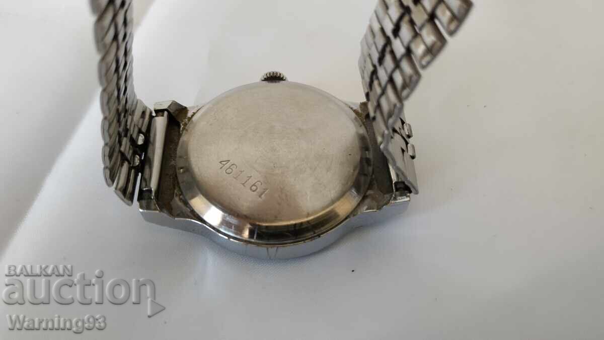 Auction  Men's mechanical wristwatch - Pobeda