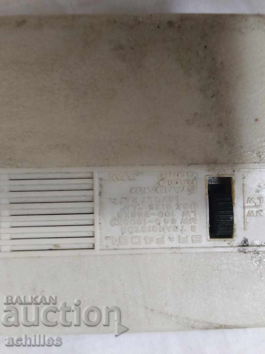 Livrarea Tranzistor vechi Standart