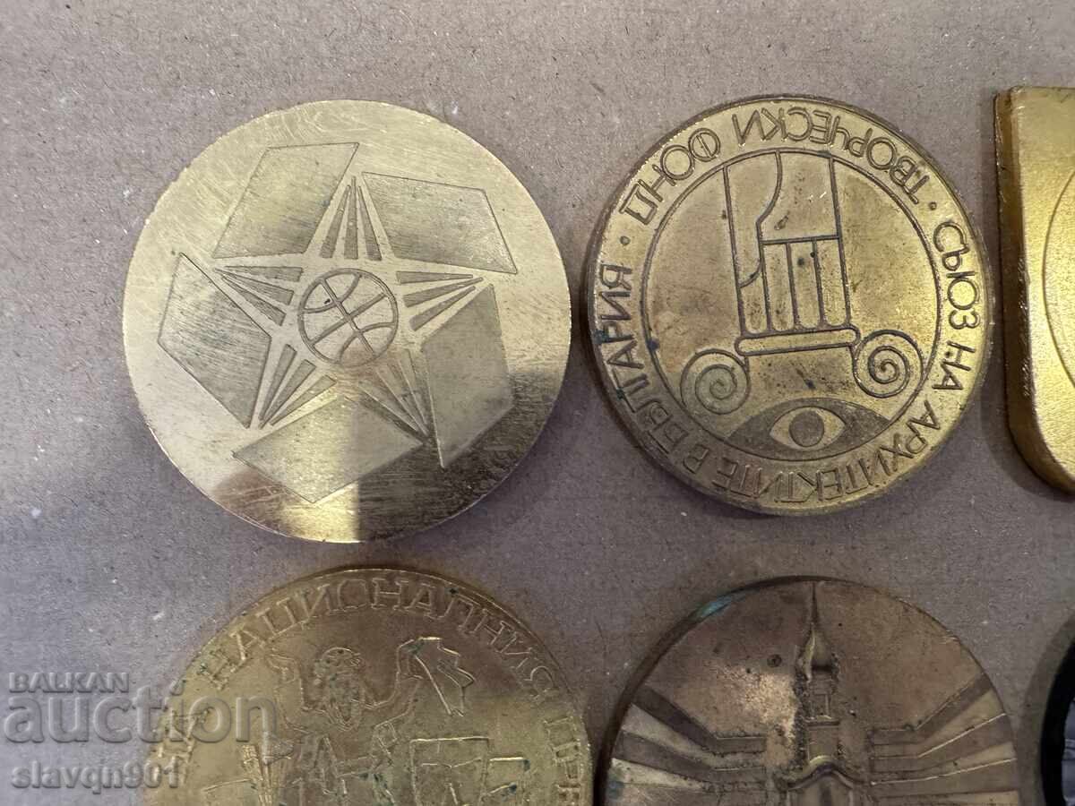 Licitație Lot Plachete și Medalii Socialiste