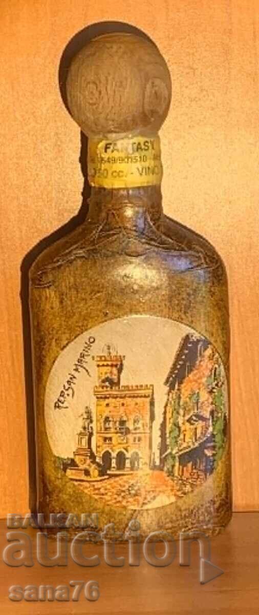 Vin de lichior original de colecție din San Marino (500 ml)