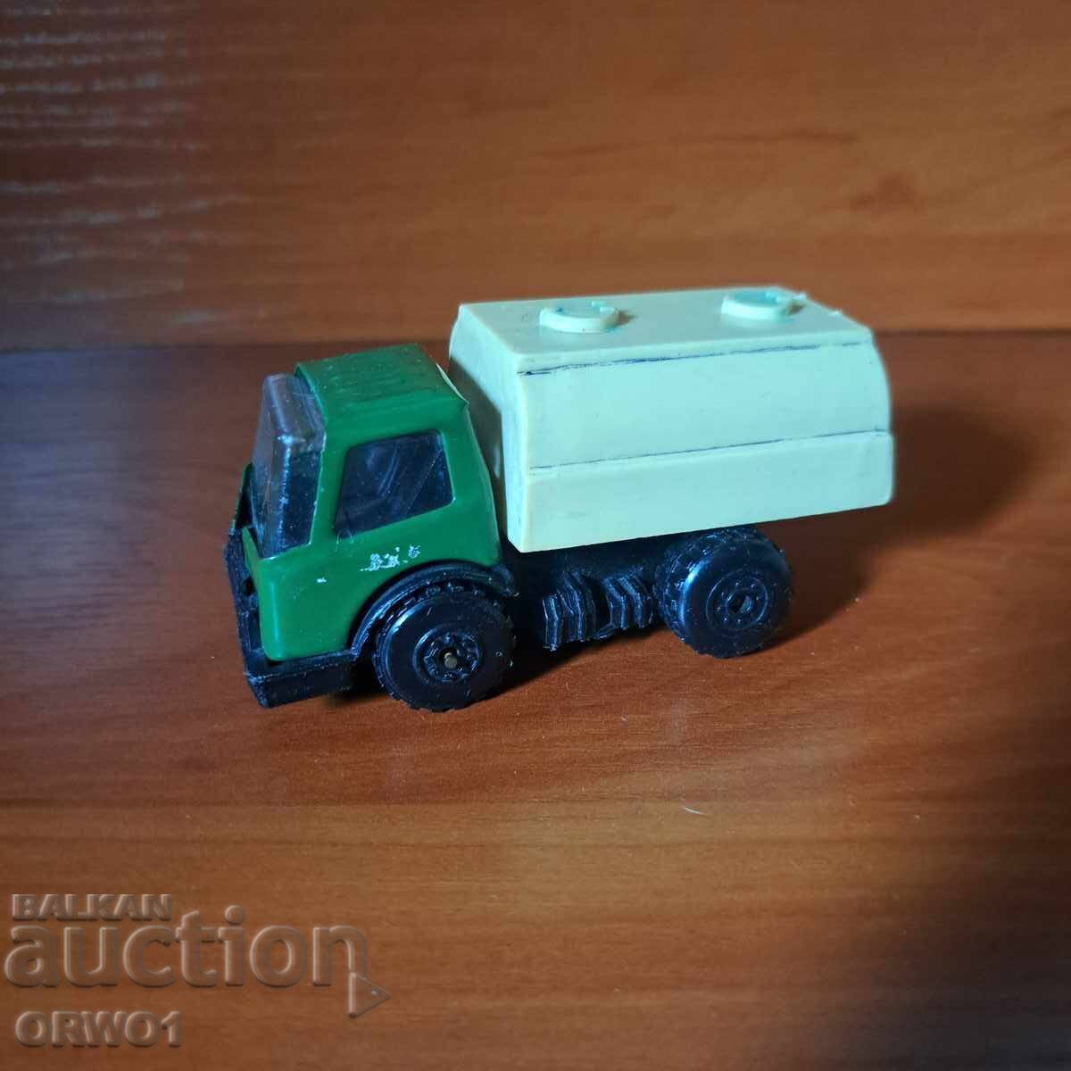 MIR camionetă jucărie veche bulgărească MIR camionetă jucărie veche bulgărească