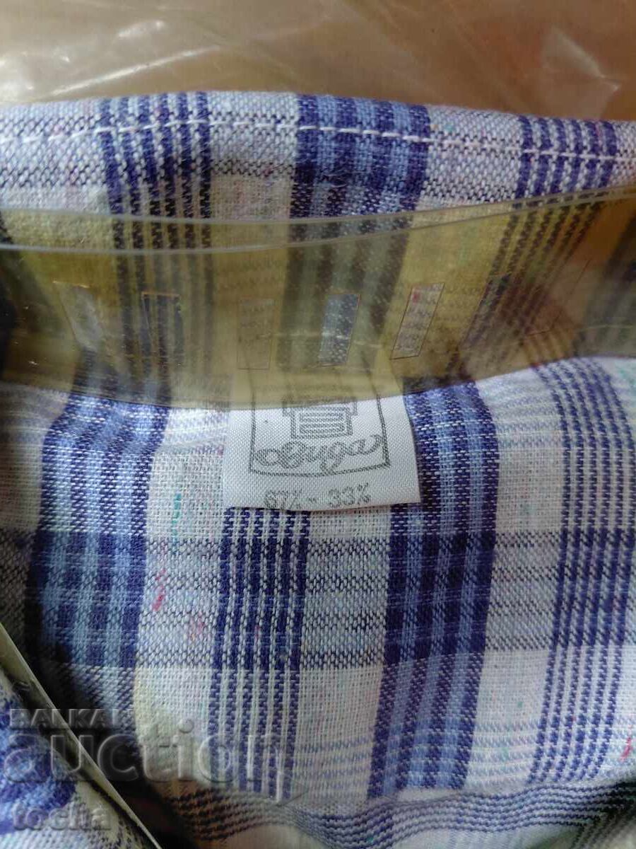 Cămașă nouă din perioada socialistă, mărimea 5 cu preț € 2.10 | 4.11 BGN
