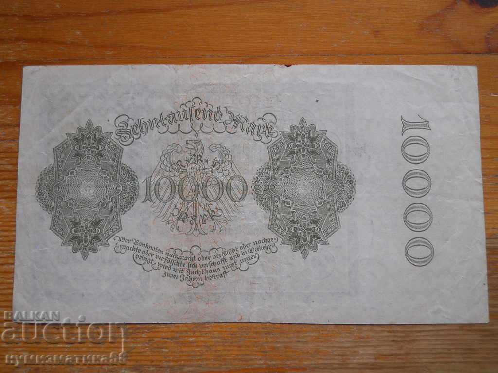10000 de mărci 1922 - Germania - Republica Weimar (VF) cu preț € 4.20 | 8.21 BGN 10000 de mărci 1922 - Germania - Republica Weimar (VF) cu preț € 4.20 | 8.21 BGN