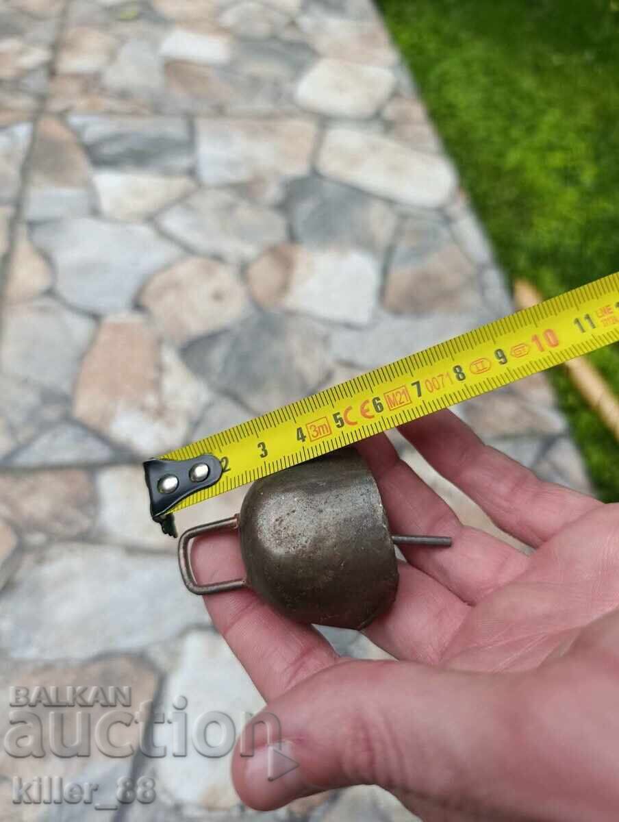 Clopoțel vechi de animale cu preț € 8.00 | 15.65 BGN