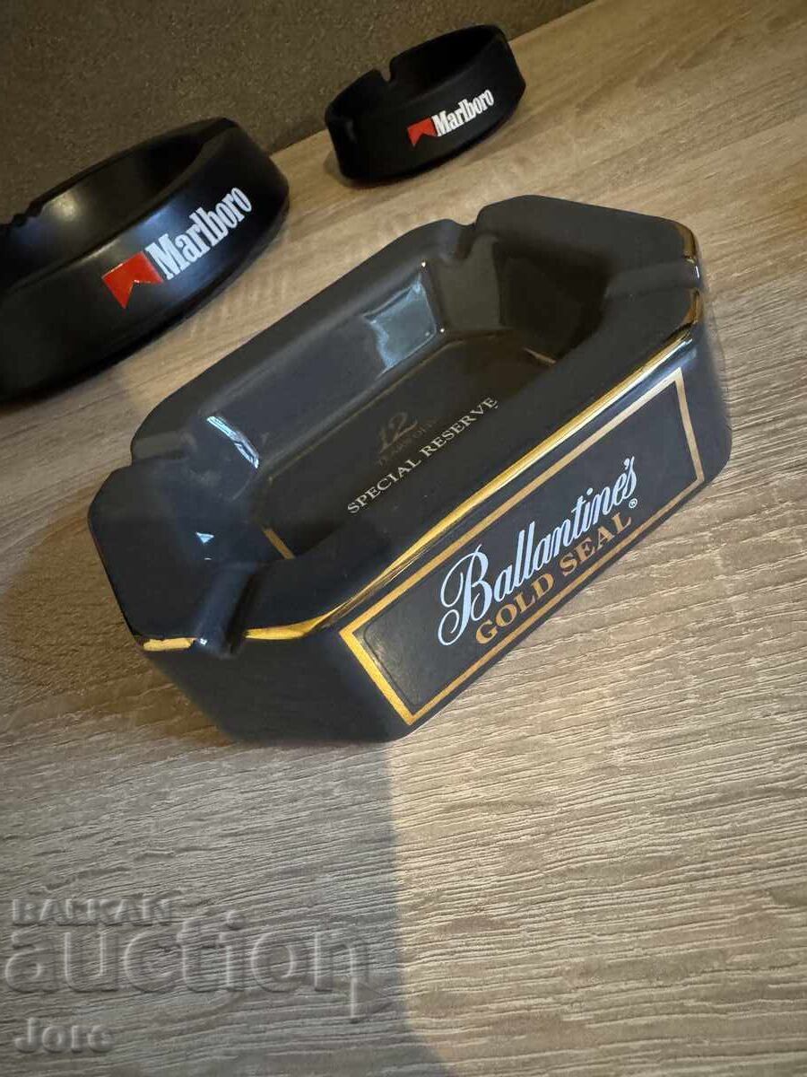 scrumieră publicitară ballantines cu preț € 35.00 | 68.45 BGN