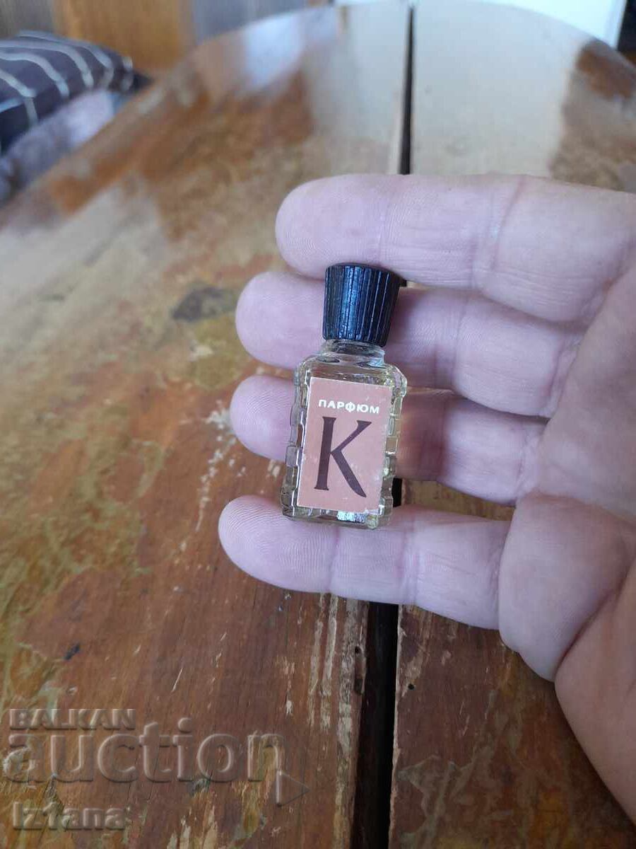 Parfum vechi Kremena cu preț € 26.00 | 50.85 BGN