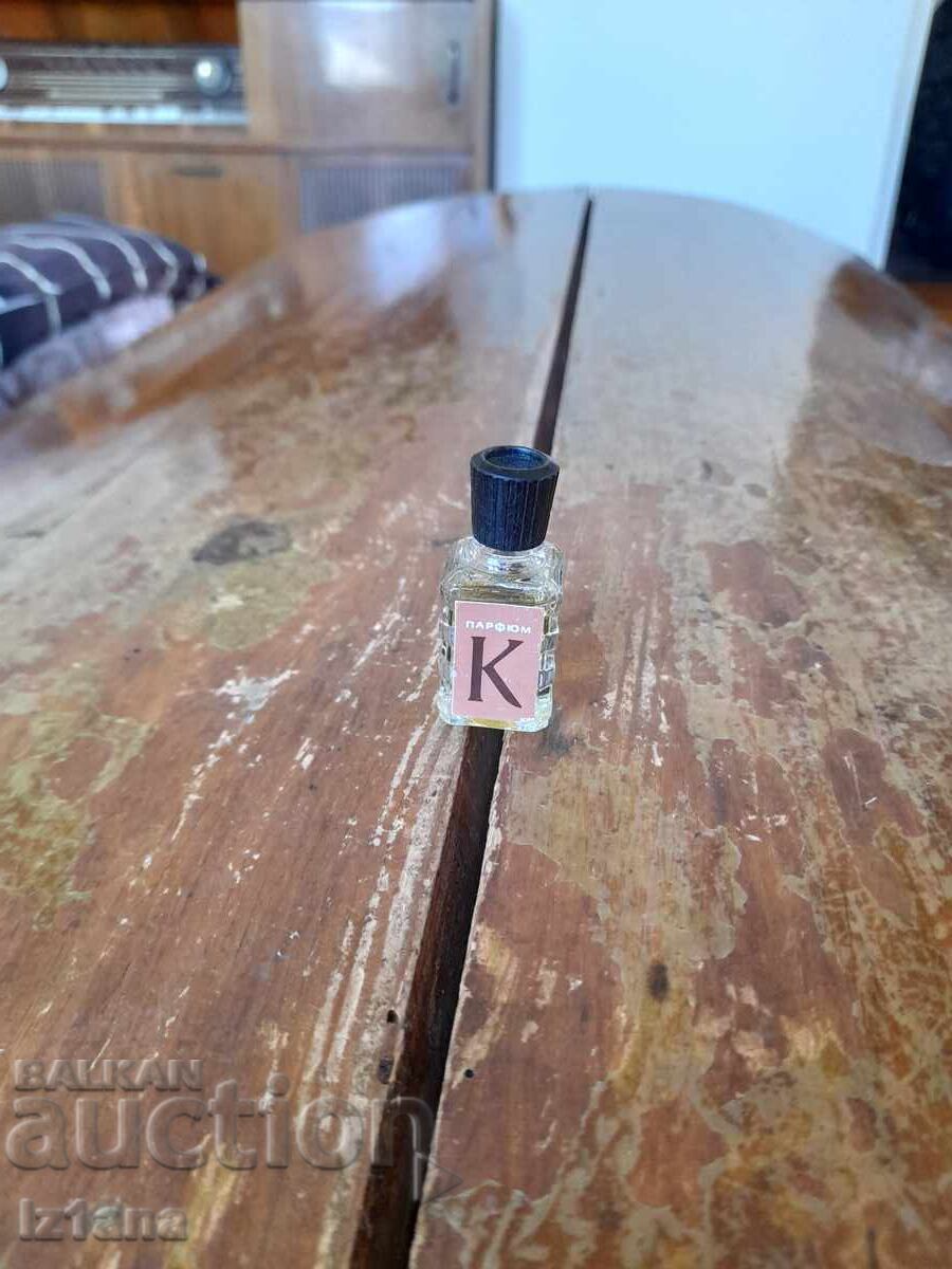 Parfum vechi Kremena