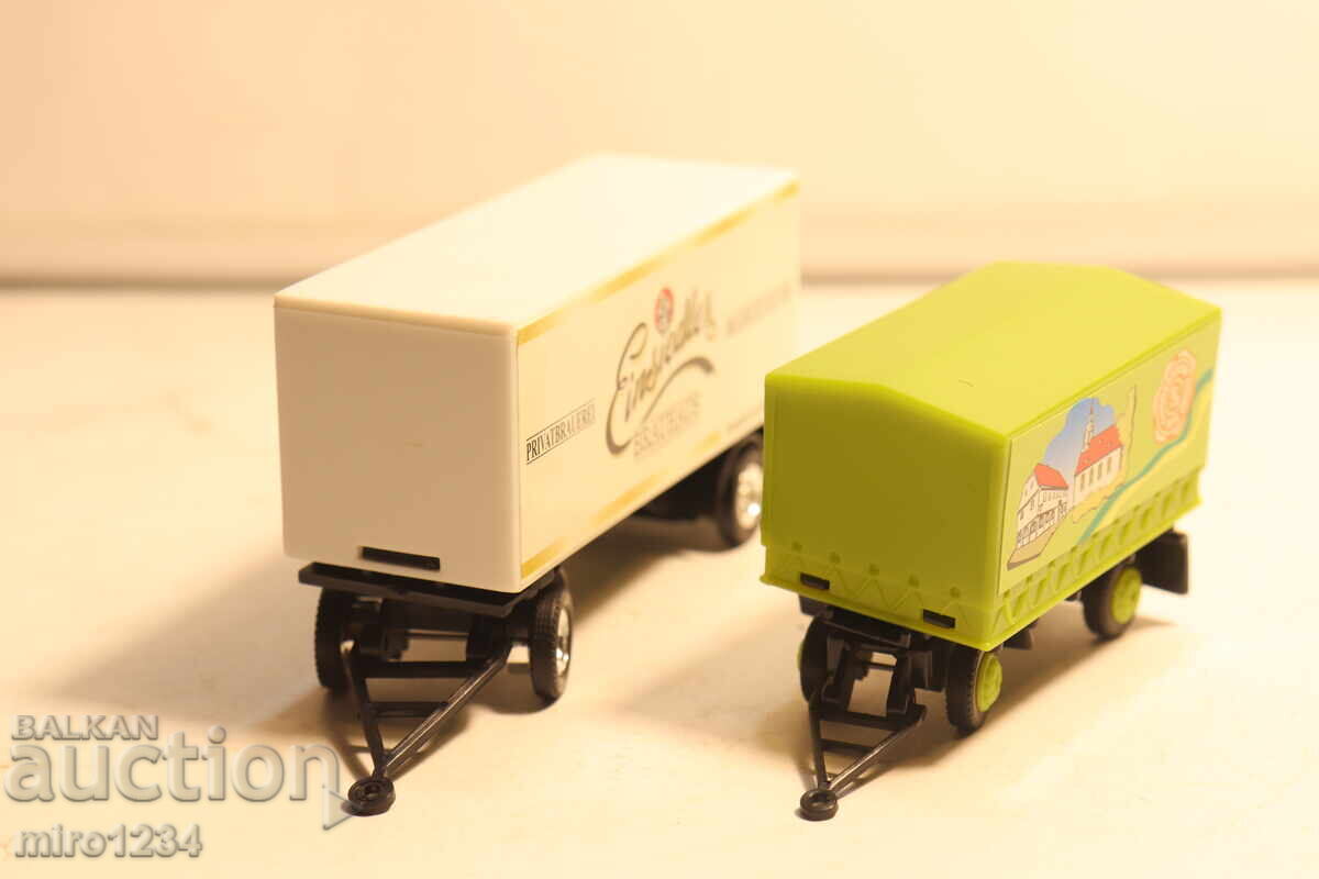 Licitație H0 1/87 LOT REMORCI 2 BUC. CAMION MAȘINUȚĂ MODEL