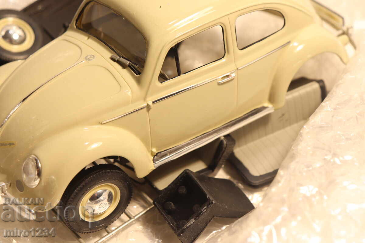Livrarea MODEL AUTO VW 1/24 DE ASAMBLAT Livrarea MODEL AUTO VW 1/24 DE ASAMBLAT
