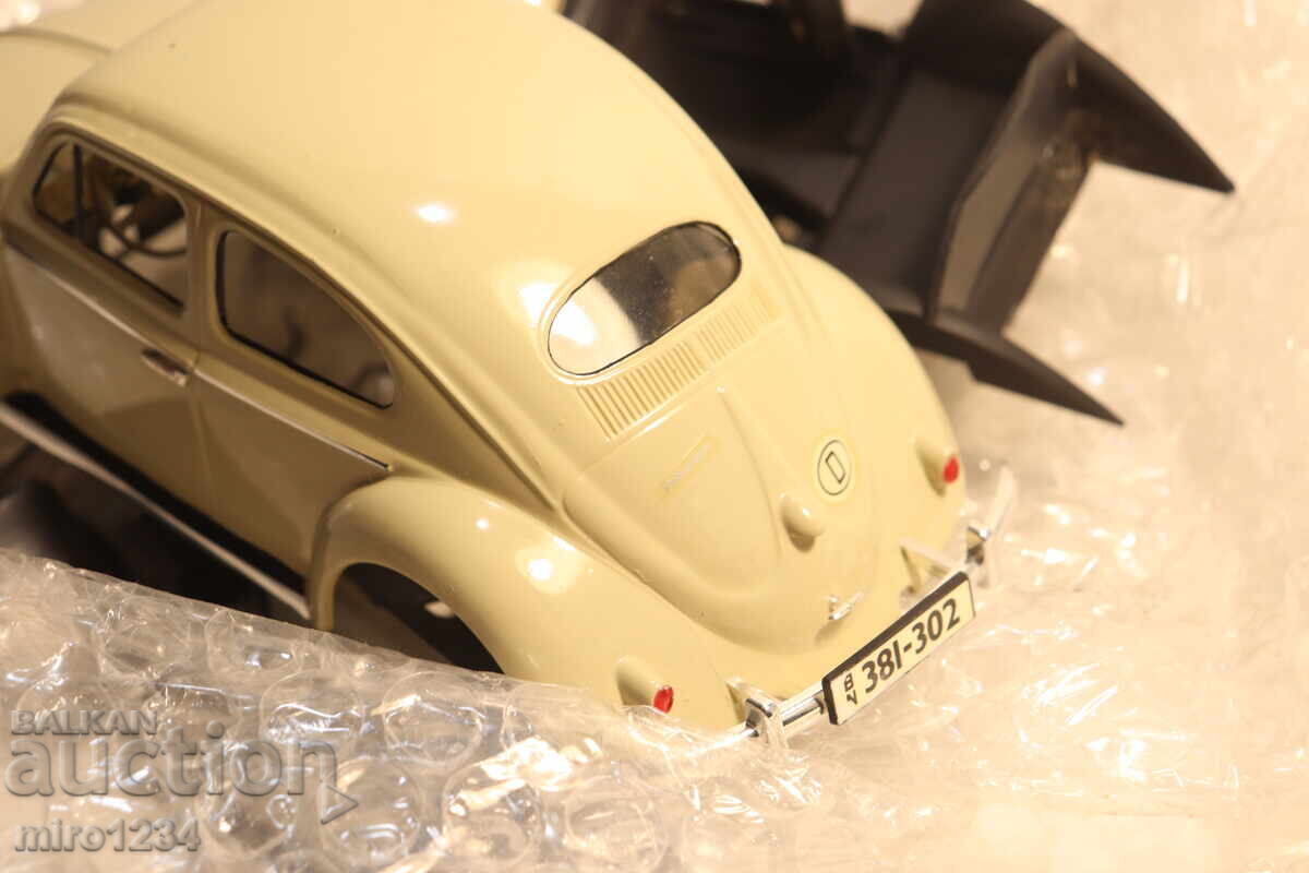 MODEL AUTO VW 1/24 DE ASAMBLAT - 5 MODEL AUTO VW 1/24 DE ASAMBLAT - 5