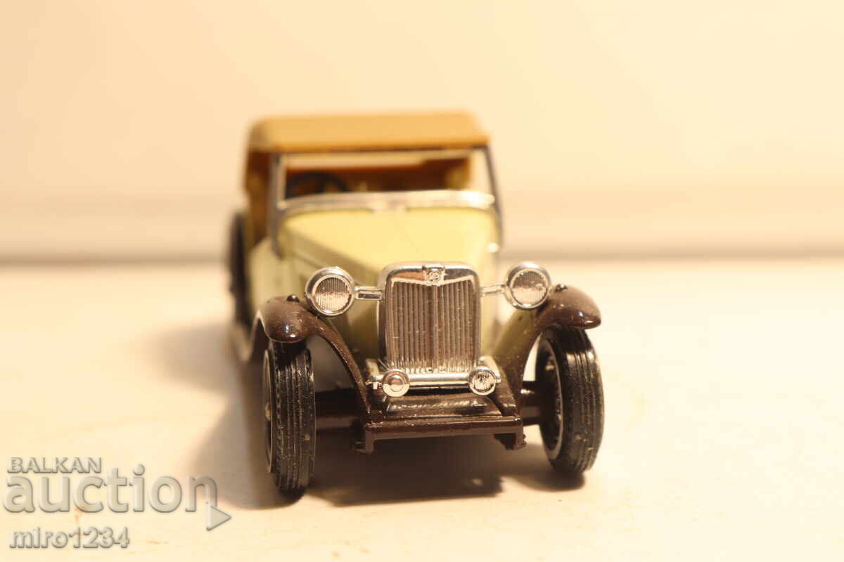 Licitație MAȘINUȚĂ JUCĂRIE MATCHBOX 1/43 MODEL RETRO