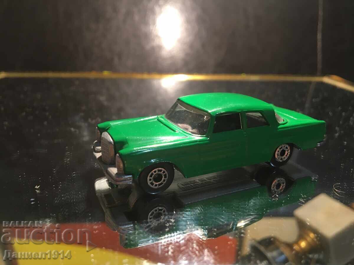 Matchbox Matchbox cu preț € 250.00 | 488.96 BGN
