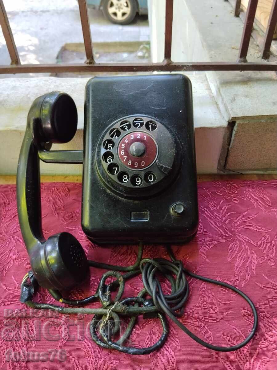 Beautiful vintage bakelite telephone - wall-mounted