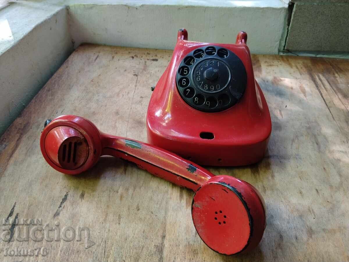 Licitație Frumos telefon vechi bulgăresc din bachelită - roșu