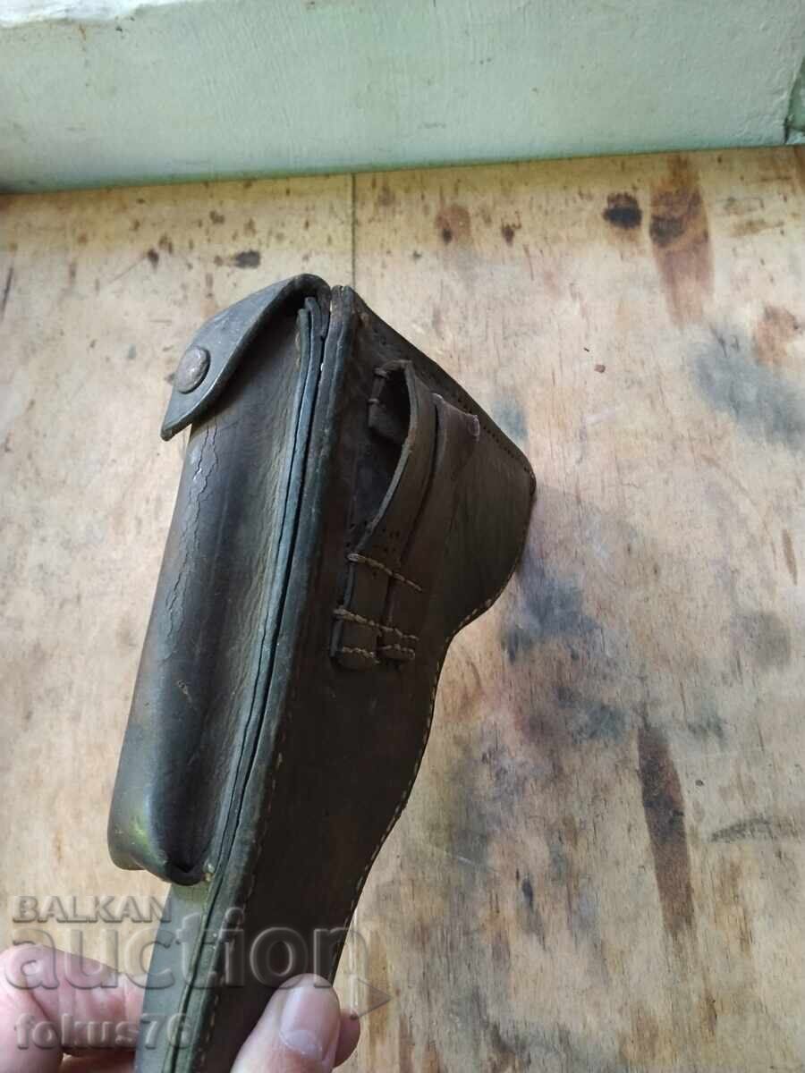 Licitație Toc vechi din piele pentru pistol regal Luger