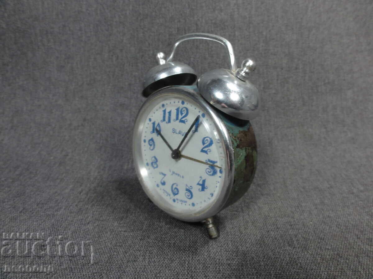 BZC STAR RETRO RUSSIAN MECHANICAL ALARM CLOCK SLAVA with price € 4.50 | 8.80 BGN BZC STAR RETRO RUSSIAN MECHANICAL ALARM CLOCK SLAVA with price € 4.50 | 8.80 BGN