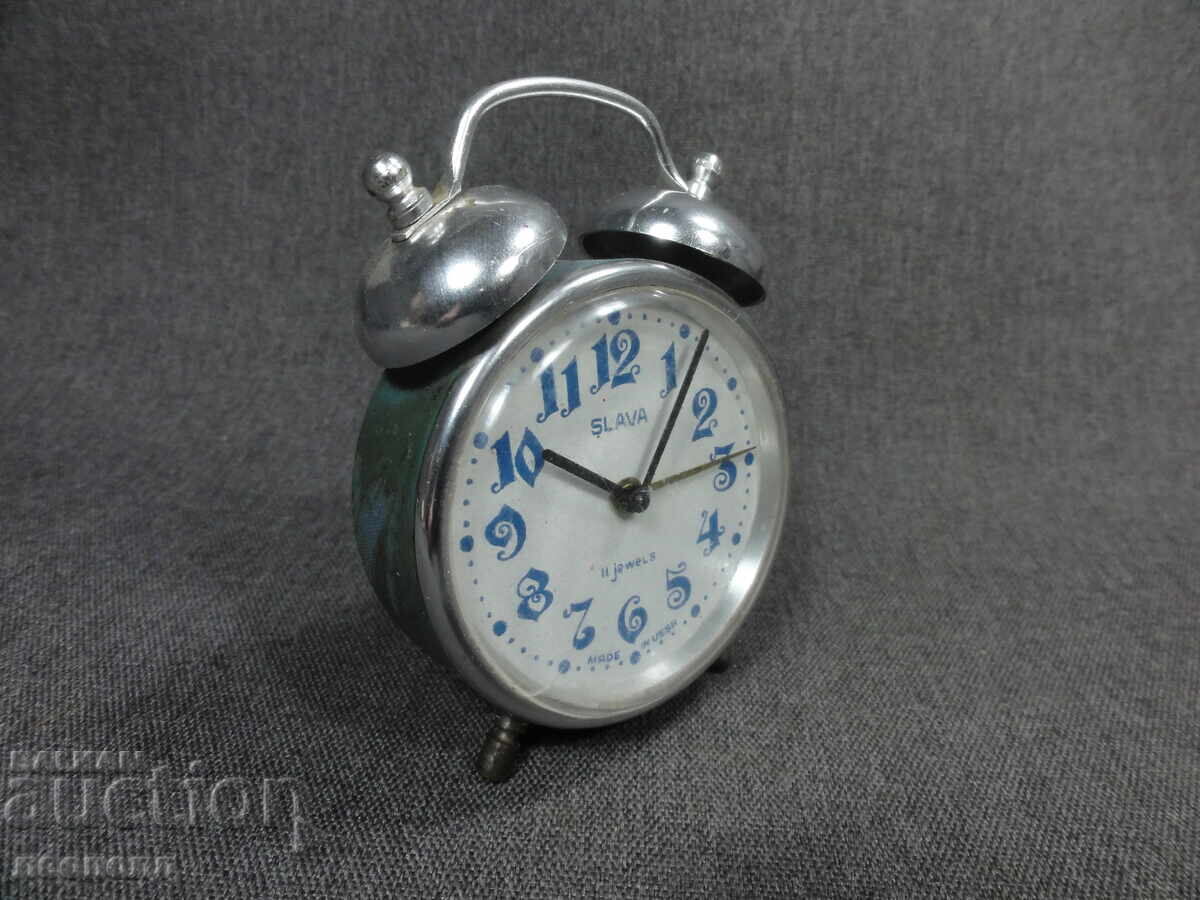 Auction BZC STAR RETRO RUSSIAN MECHANICAL ALARM CLOCK SLAVA Auction BZC STAR RETRO RUSSIAN MECHANICAL ALARM CLOCK SLAVA