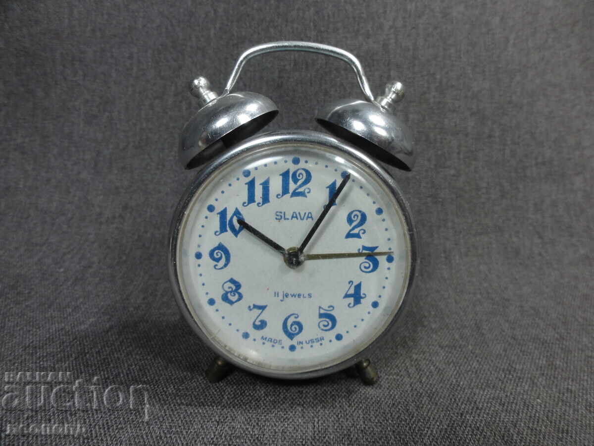 BZC STAR RETRO RUSSIAN MECHANICAL ALARM CLOCK SLAVA BZC STAR RETRO RUSSIAN MECHANICAL ALARM CLOCK SLAVA