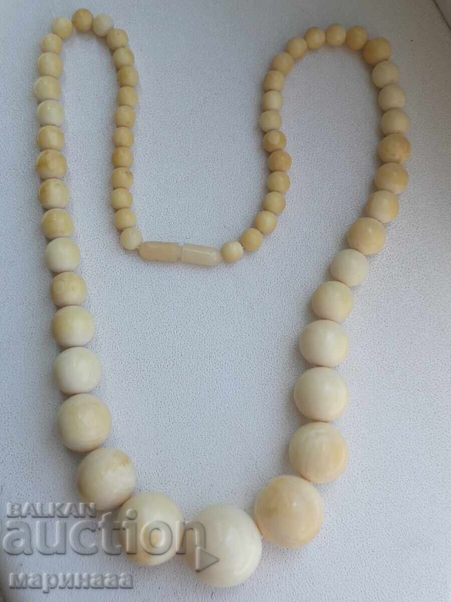 Аукцион КОЛИЕ. СЛОНОВА КОСТ Аукцион КОЛИЕ. СЛОНОВА КОСТ