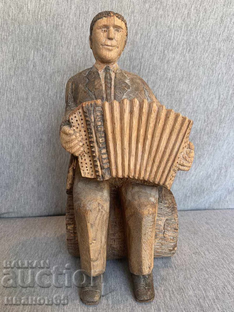 figurină din lemn muzician figurină din lemn muzician