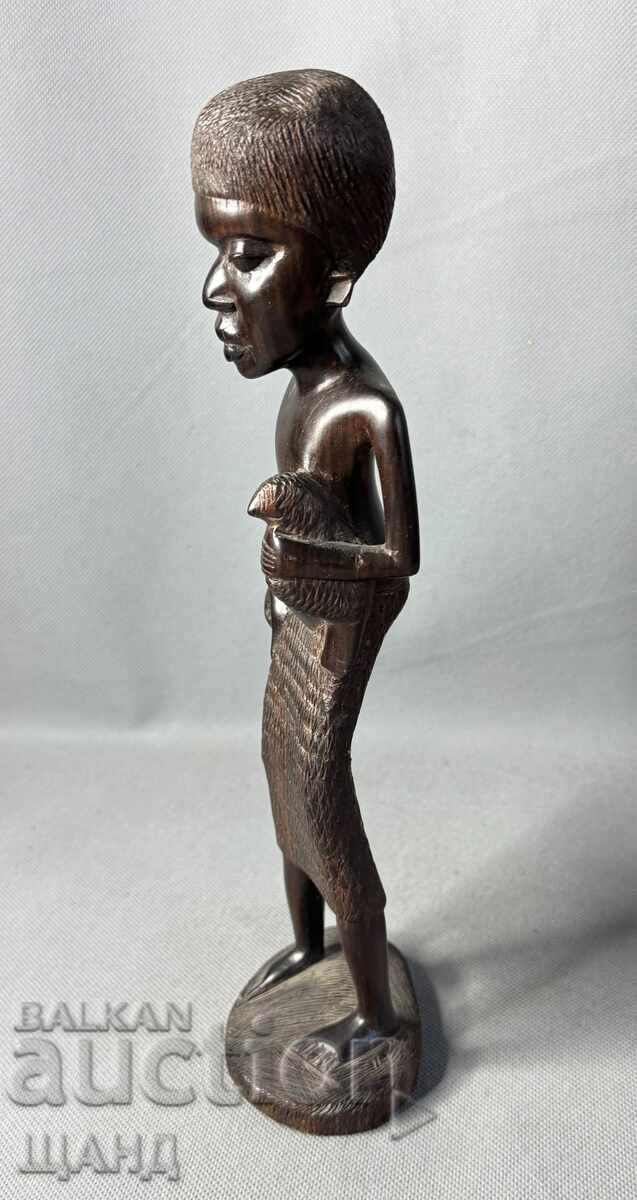 Statuetă africană veche lucrată manual din abanos 28 cm cu preț € 25.35 | 49.58 BGN