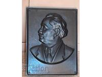 Plachetă basorelief din bachelită cu chipul liderului Gheorghi Dimitrov, figurină