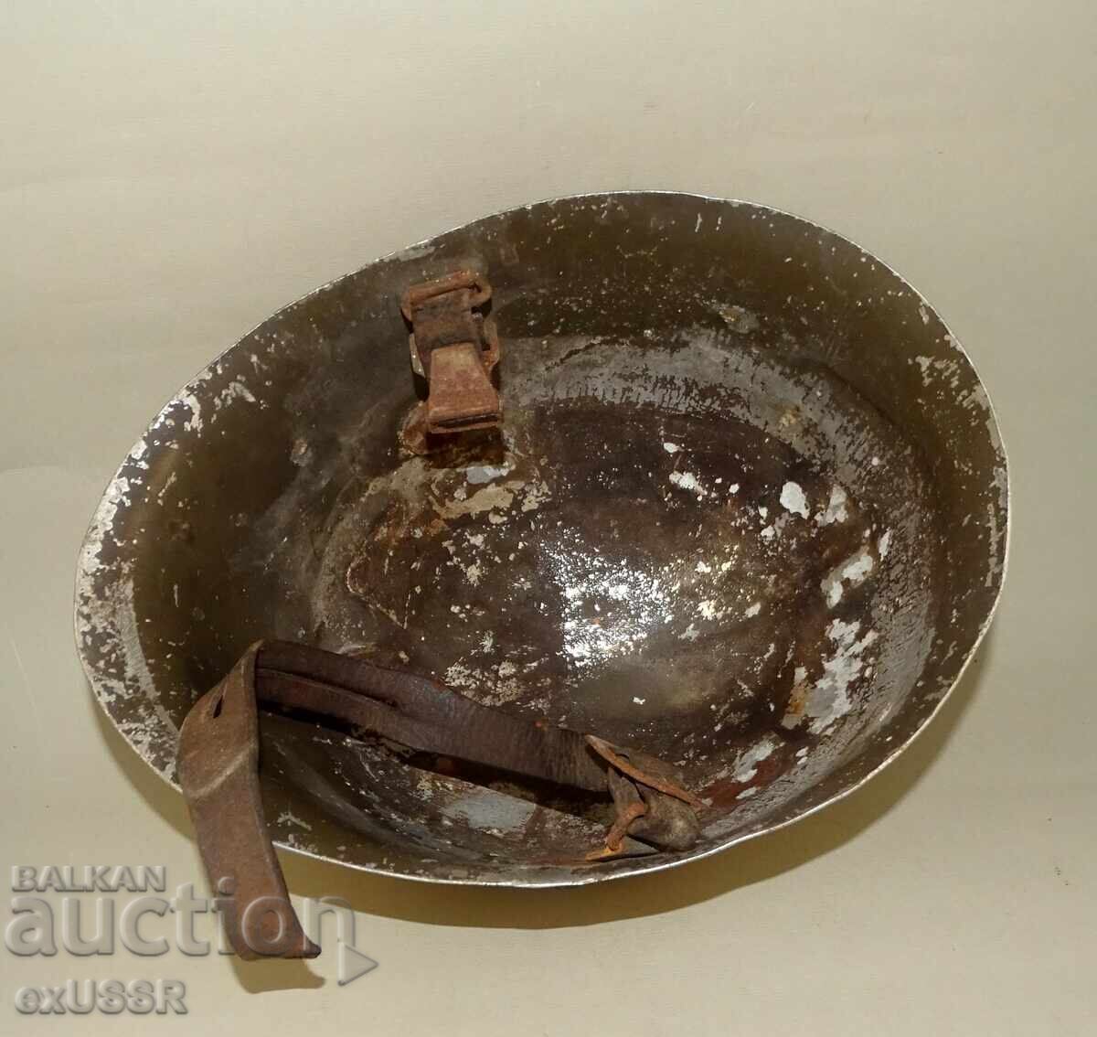 Vintage Bulgarian M36 aluminum helmet - 7 Vintage Bulgarian M36 aluminum helmet - 7