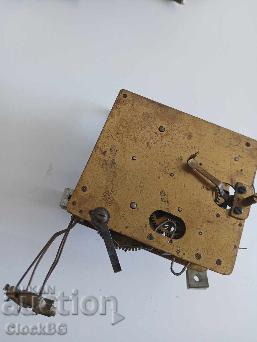 Vintage German Clock Movement с цена € 3.00 | 5.87 лв.